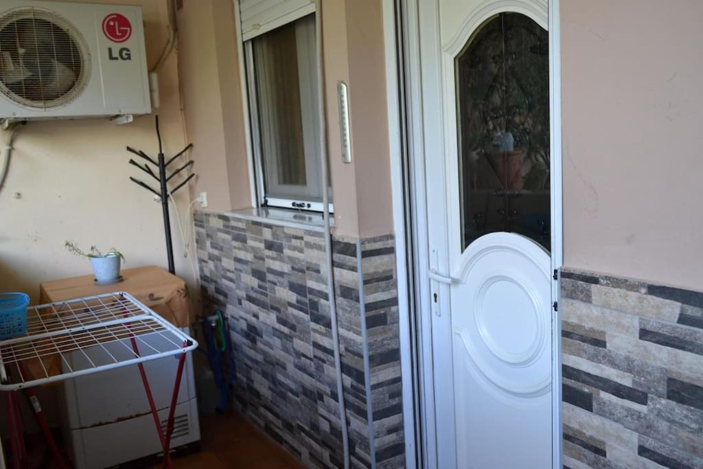 Apartamento Vasiliki'S Cosy House Nea Michaniona Exterior foto